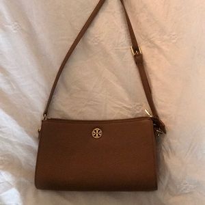 Crossbody Tory Burch purse - like new